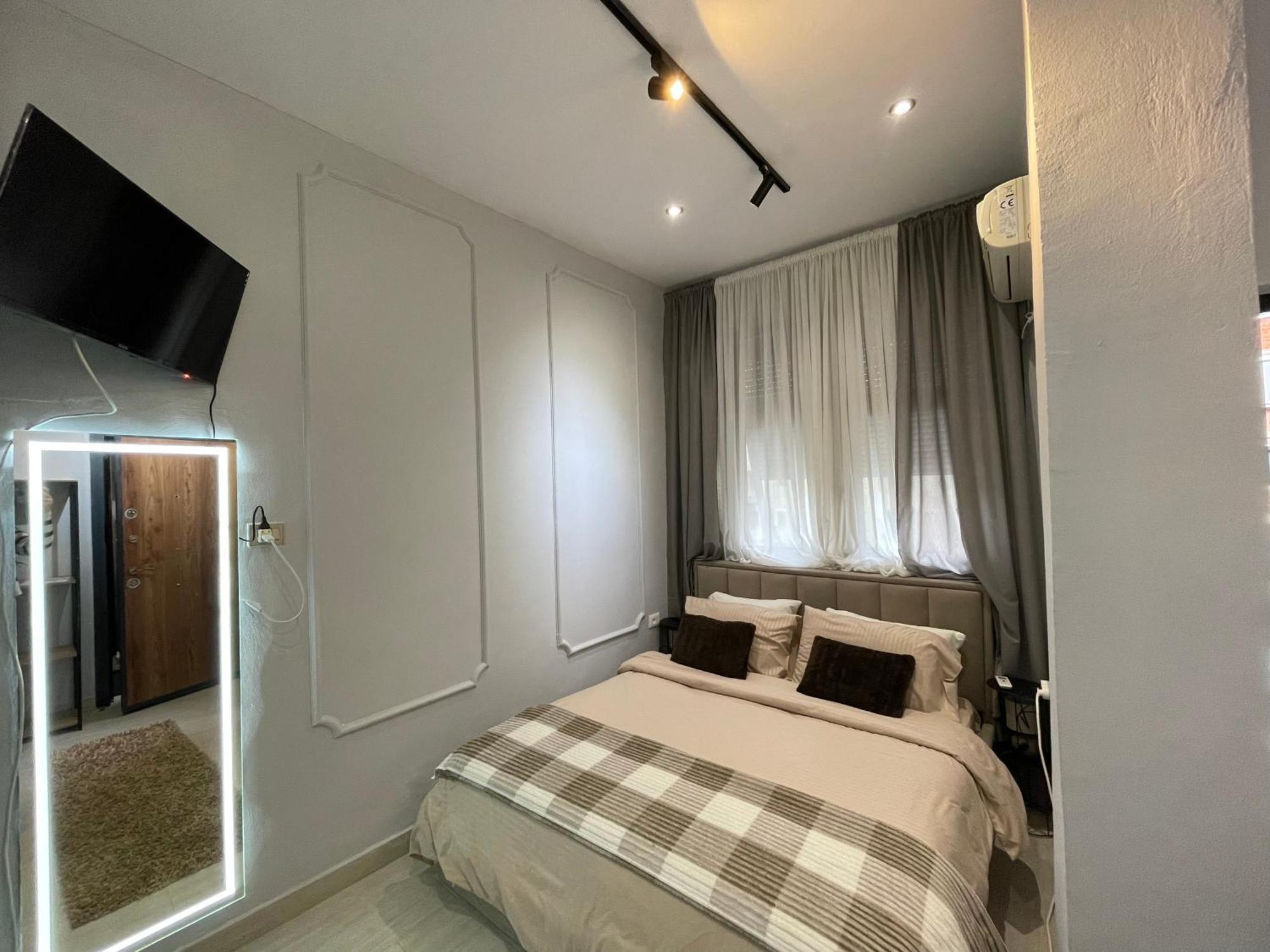 Blloku Tirana Studio Dış mekan fotoğraf