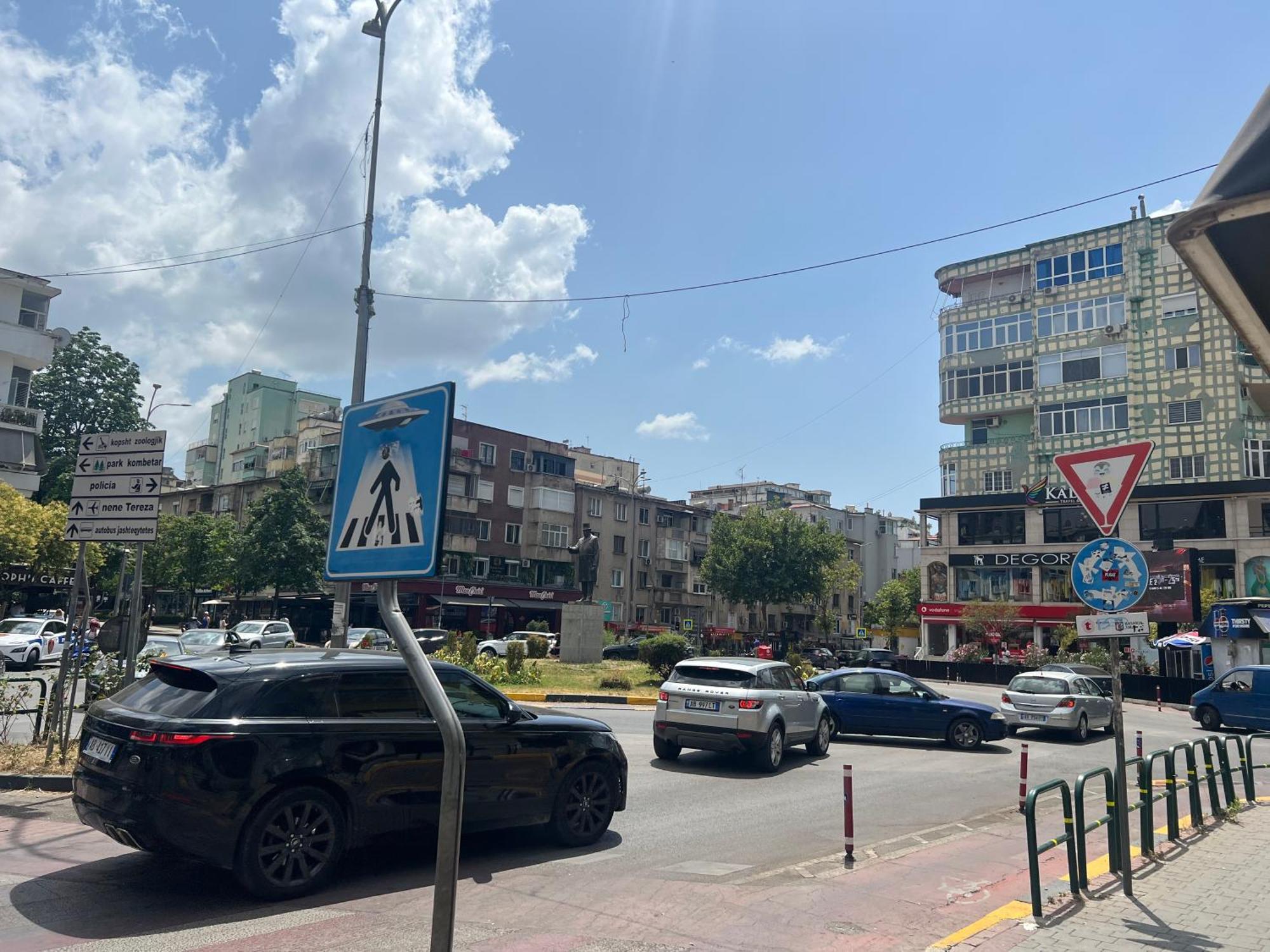 Blloku Tirana Studio Dış mekan fotoğraf